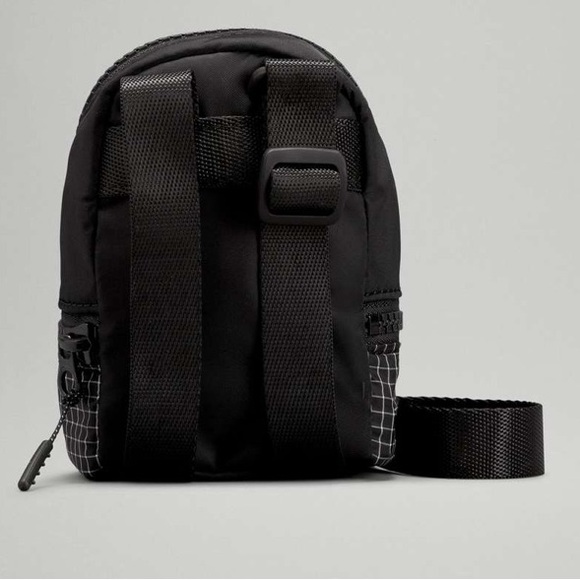lululemon athletica Mini Crossbody Bag in Black with White Grid - Picture 3 of 6